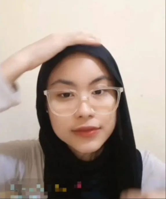 VC QueenSari Ukhti Omek